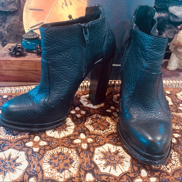 Alexander Wang Black Zip Up Heel Boot - Picture 3 of 9